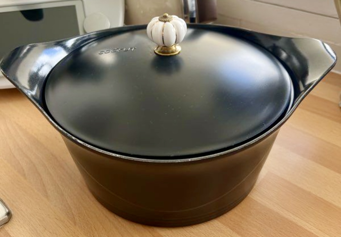 COOKUT cast iron casserole review