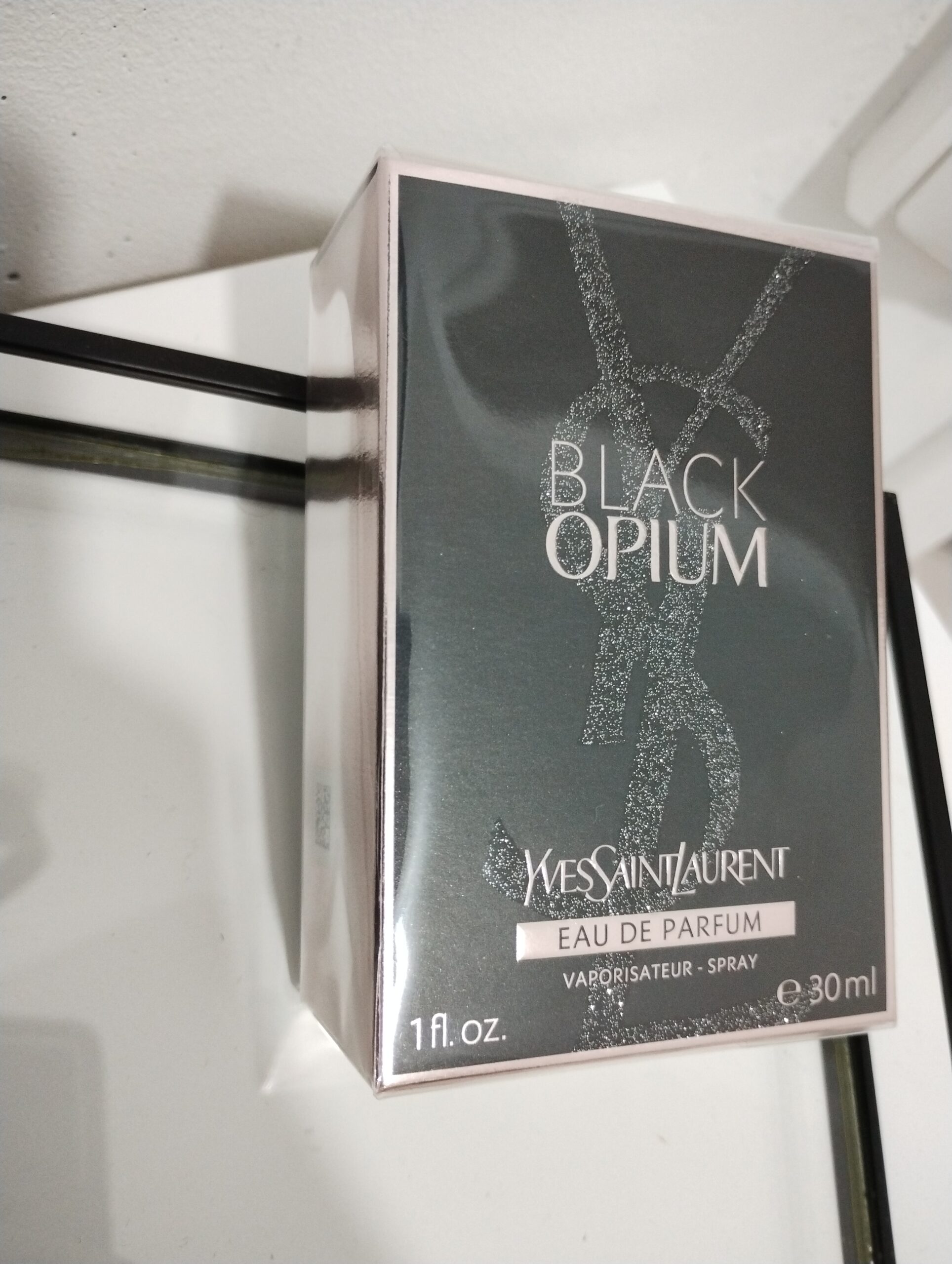 Avis parfum femme black opium Yves Saint Laurent